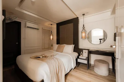 Habitación Doble Superior — Keypad Hotel - 24 Hang Ga
